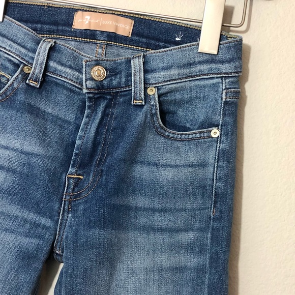 CLOSEOUT \7FAM\• Luxe Vintage Cropped Skinny Jeans with Let Down Hem - Picture 3 of 16